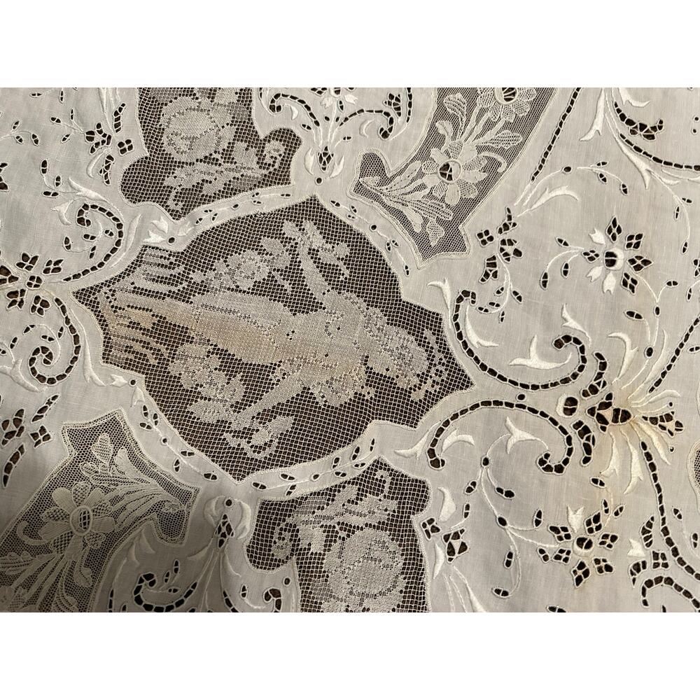 Antique Rectangular Tablecloth - Picture 8 of 10